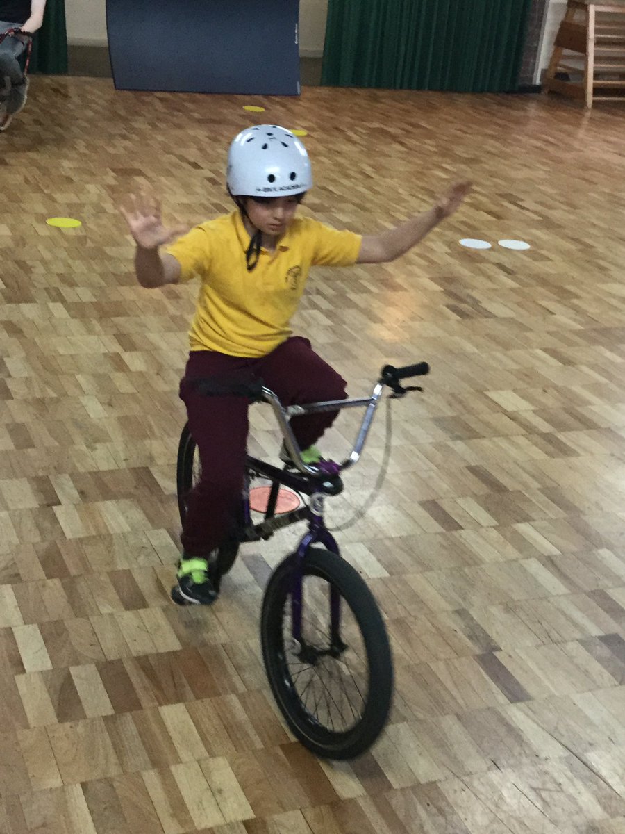 Super stunt cycling fun! Thank you <a href="/MikeBMXAcademy/">MikeMullenBMXAcademy</a> for two brilliant days and for encouraging us to try things we didn’t think we could do! #growthmindset #bedetermined