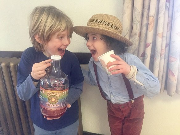 These tiny actors were excited for blueberry buckwheat #pancakes and #kombucha at the Annual #SyrupFestival produced by the <a href="/PitiTheatre/">Piti Theatre Company</a>.  A potpourri of world class performances for all ages followed.
#maplesugarseason #nationalpancakeday #newengland #westernma
