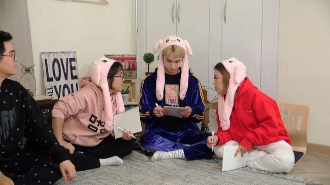 allforkeyth's tweet photo. #Key2day 2019.03.13 ออกอากาศรายการ 옥탑방의 문제아들 (Problem Child in House) เทปที่มีคีย์เข้าร่วม เวลา 11.10PM(เกาหลี) ทางช่อง KBS
ตัวอย่างรายการ 👉🏻 https://t.co/KL2vTWcrnj
#SHINee #Key #Kibum #키 https://t.co/wynxFkTF2b