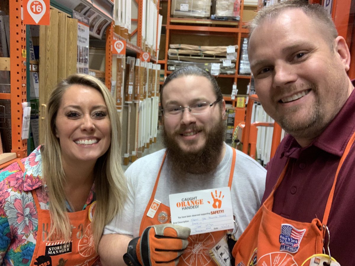 Brandon_AK_1775's tweet photo. Recognized Jeff for working safely while packing down doors.  #1303unstoppableasone https://t.co/7gIveEeyQB