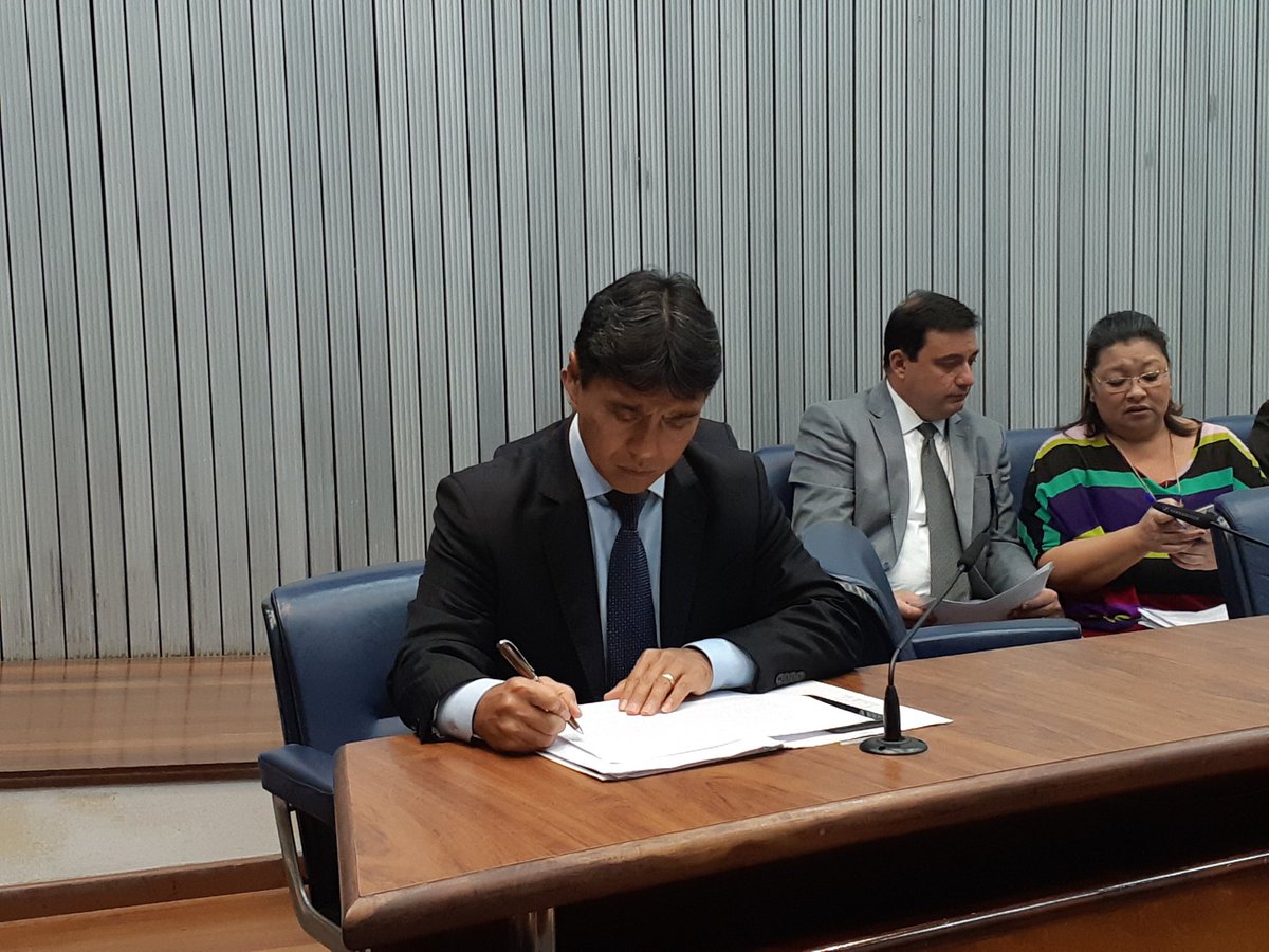 helionishimoto's tweet photo. Participei hoje, da última reunião da Comissão de Saúde, da @AssembleiaSP desta legislatura. Ouvimos os dirigentes da Fundação para o Remédio Popular (Furp). Foi uma satisfação integrar uma das comissões mais importantes do parlamento paulista.
#Política #Saúde #PSDB #Trabalho https://t.co/sWrndwCW1B