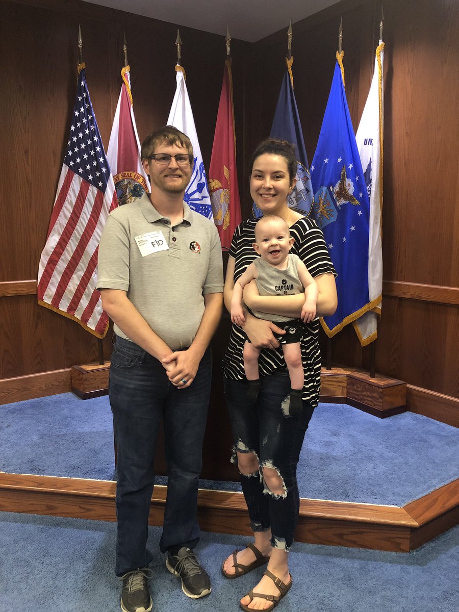 FitzreidNole's tweet photo. Proud Mom #NavyMom RJ did his swearing in today 🇺🇸🇺🇸🇺🇸#NavyNuke #Captianoftheship #JackFitz was so excited for his dad!! https://t.co/DOtPiExzFJ