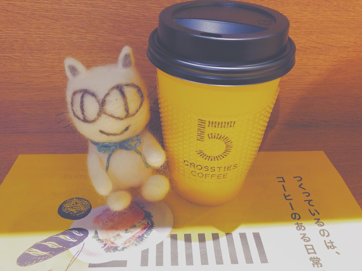 EASYCAT7's tweet photo. おはよう🌞
黄色いカップがお洒落な「5crosstiescoffee」でコーヒー飲んだよ☕️今日も1日がんばろう‼️
#ネコ #ねこ #ねこ好き #猫 #猫好きさんと繋がりたい #猫部 #cat #easycat #イージーキャット #サンデーマート #鎌倉 #江の島 #kamakura #enoshima #5crosstiescoffee #coffee https://t.co/VGcb7KQ4yE