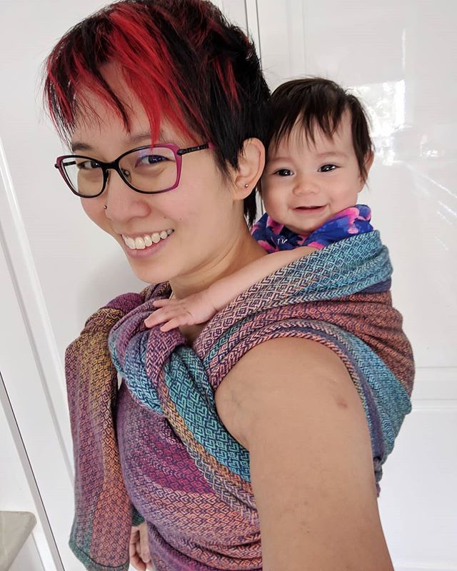 teengkoh's tweet photo. Soooo cute, that baby bub.

#bluewrenweaving #HandWoven #WovenWrap #babywearing #BabywearingSelfie #DoubleHammock #cccb #dhcccb #MadeInAustralia #backcarry #Twitter https://t.co/fxBWQV51G4 https://t.co/cRCejZkzyF