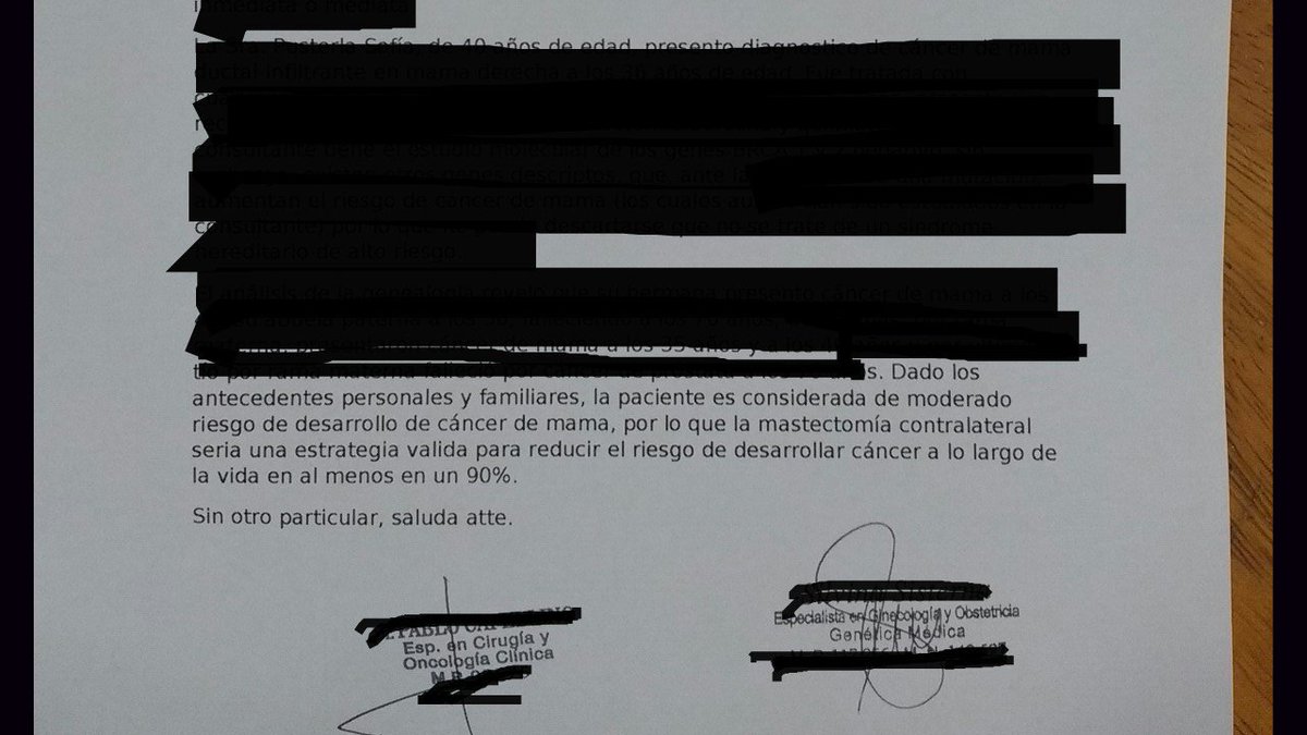 sofiapusterla's tweet photo. Paso de la bronca a la impotencia. La buena noticia, EN MI CASO SE PUEDE REDUCIR EN UN 90% la posibilidad de VOLVER (por 3vez) a contraer #cancer de mama. La mala noticia recién me dice @omint que no lo cubre. Mi caso fue justificado por oncólogos y genetistas, aún así se niegan. https://t.co/QXWroiclki