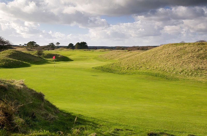 GolfLinksWales's tweet image. @OpengolfcompsC  What to do after the #6nations2019 &amp;amp; #CheltehamFestival2019 
Play #GOLF !!!
#OPEN PAIRS #COMPETITION
Sunday 17th March  @AshburnhamGolf Nr Llanelli 
#1 West #3 #Wales
Fantastic #Prizes! incl #VIP Golf Days  
DM Jim @GolfLinksWales to book today £35pp