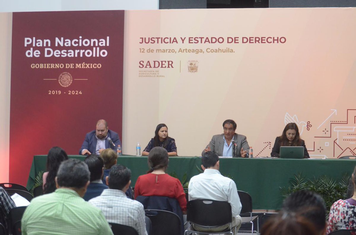 Agricultura_mex's tweet photo. El Foro Estatal Consultivo del #PND está estableciendo los puntos para consolidar  a nuestro país como una nación pacífica, que tenga la capacidad como Estado para garantizar la seguridad y haya paz y justicia en todo el territorio nacional.
#PlaneandoJuntos
#PlaneandoJuntas https://t.co/SofdKWgny1
