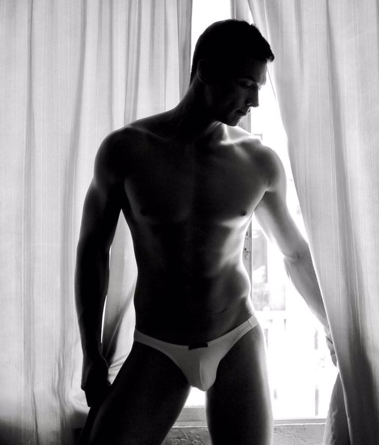 Florian_Vienna's tweet photo. by FRIENDS #rt๐ธ๐#Drake #LuisCastro #simcall72 #Matias https://t.co/jR0wZzKtMk