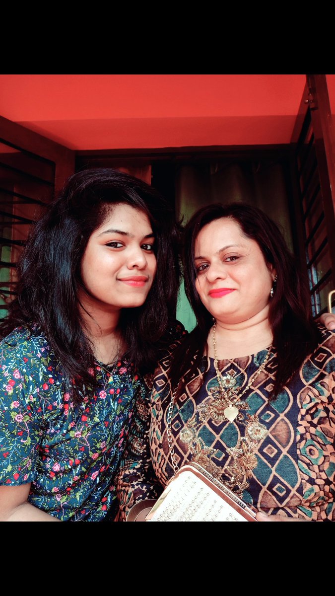 ravi_subashini's tweet photo. Daughter and me https://t.co/SguJ2MzYdM