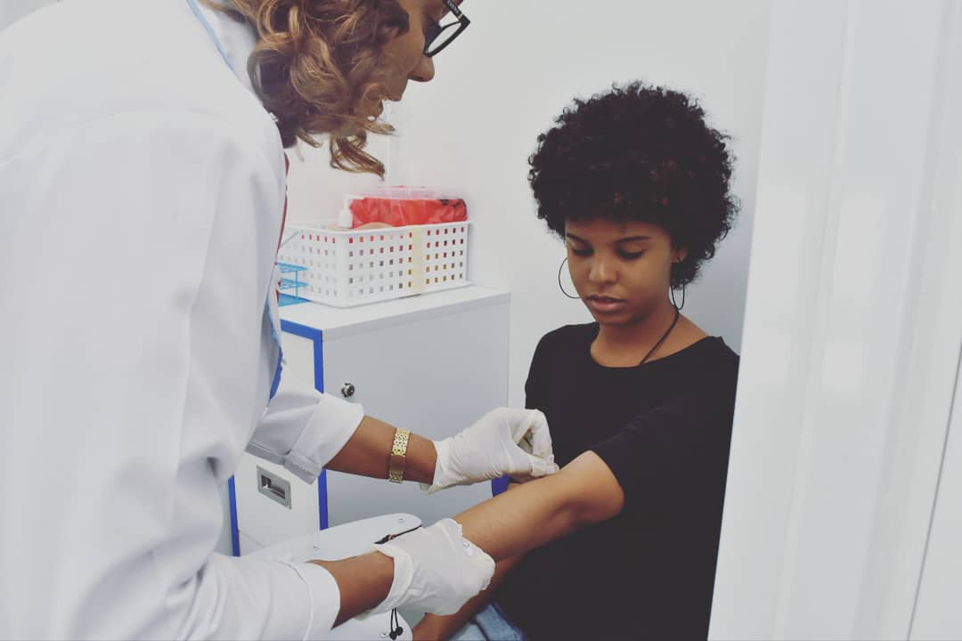 UNPHURD's tweet photo. Todos podemos ser superhéroes siendo #DonantesDeSangre 💝

Acércate a nuestra unidad móvil frente a la Sala Max Henríquez Ureña.

Valor de 3 horas cocurriculares 🎀 #unphu #UNPHUSomosTodos https://t.co/0VzJDdUBv3