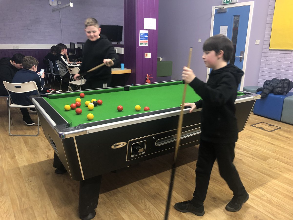 cldwyt's tweet photo. It was a busy night at our drop in tonight ... we had a record number of 17 young people 🎉. It was good to see some new faces who are welcome back 👏🏽🤩 #CLD #ArdlerComplex #YouthWorkChangesLives 🌟 @ArdlerPrimary @StFergusPrimary @CraigowlPrimary @BaldragonAcad @stpaulsdundee https://t.co/S1C0szbLeV