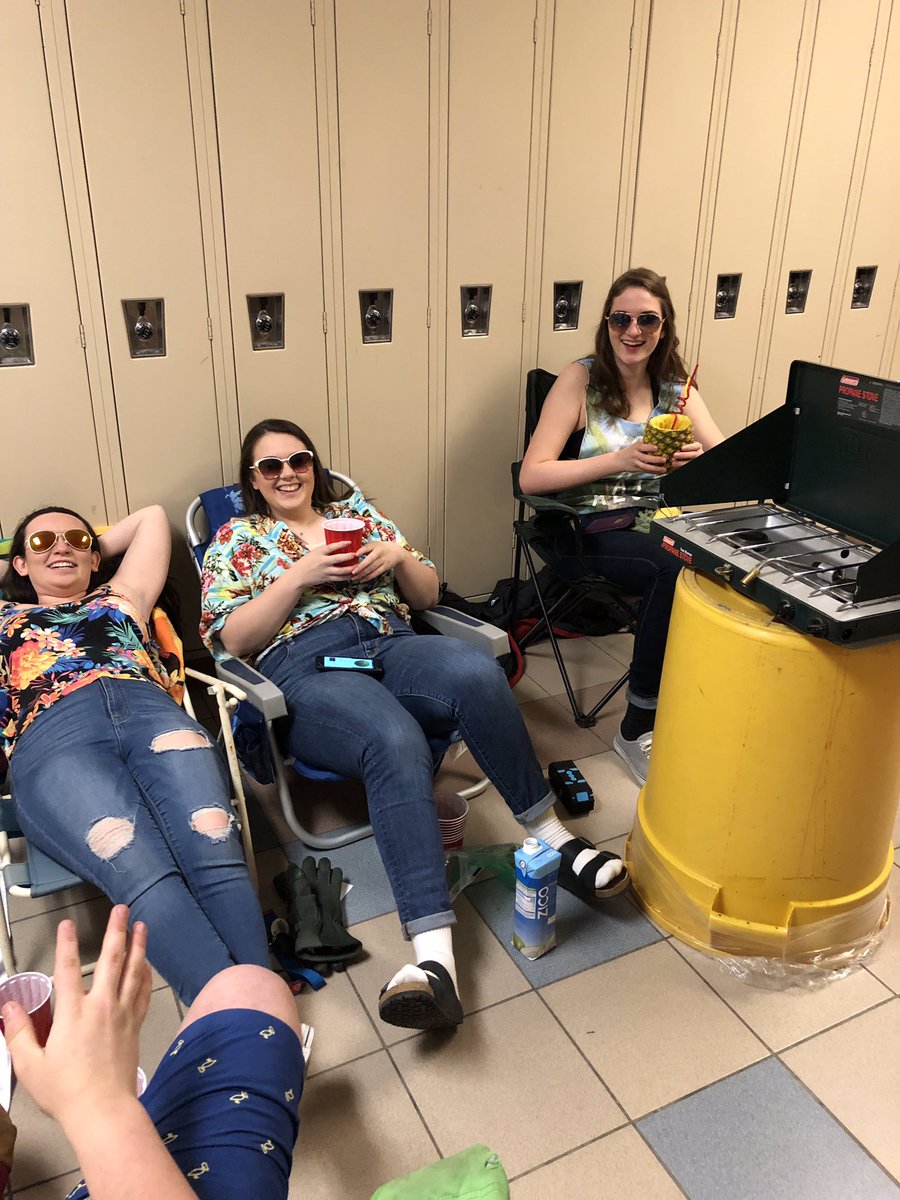 MrsKlefbeck's tweet photo. Happy beach day in the Fine Arts Dept! Tomorrow is Meme/Vine day! #thegrillwasnoton #summerfun #schoolspiritfordays @msecor10 @WestGeneseeCSD https://t.co/ydy7n8XoFQ