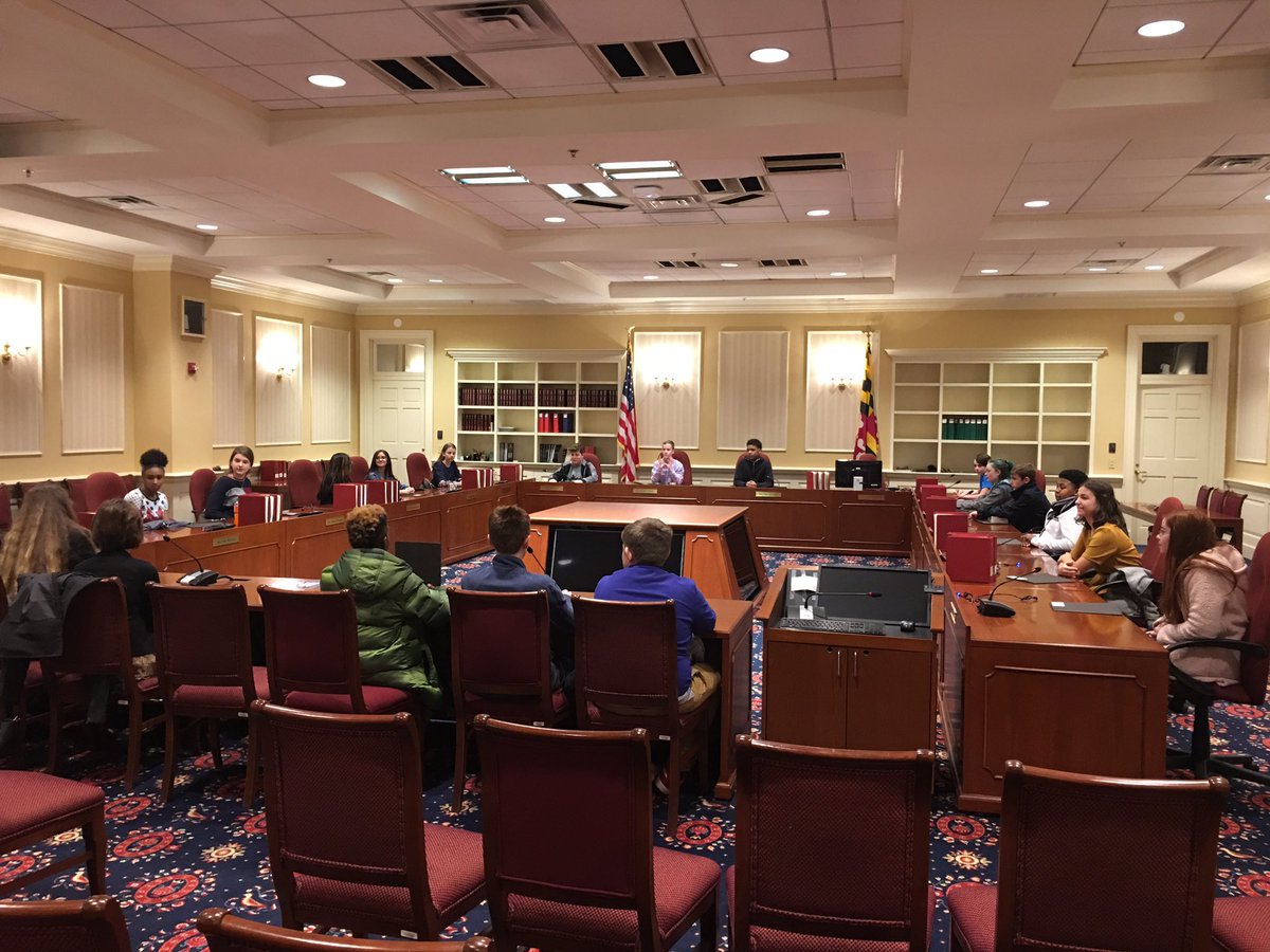 mrsschoenfeldt's tweet photo. SGA Field Trip to the State House. OMMN leaders participating in mock hearings on upcoming school issues! @aacps_ib @AACountySchools @OMMNAACPS https://t.co/4TABukgEFH