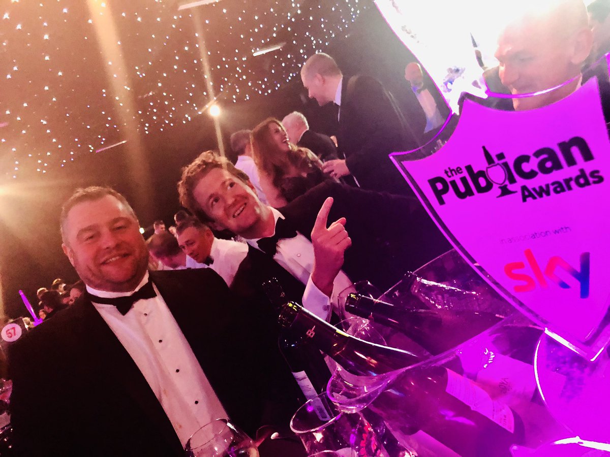 Eye on the prize! Rocking night #PublicanAwards <a href="/morningad/">The Morning Advertiser</a> ps if Florian sees this tweet there’s a forfeitfor him! 🤣 #inncollectiongroup