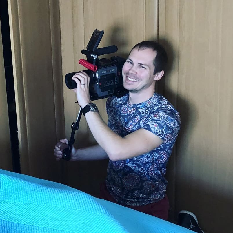 antonphatianov's tweet photo. Working on my new project - documentary film "I am beauty" as producer and director of photography.

#cinematographer #reddragon #redepic #bts #behindthescenes #zeiss #redcc #dop https://t.co/v9aKsIBcYY