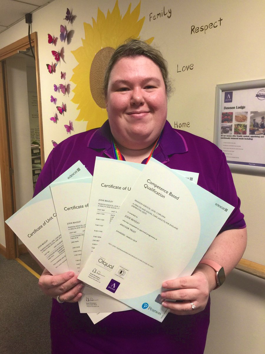 Dawson_Lodge's tweet photo. @DawsonLodge, celebrating achievements and long term service, we are immensely proud of our staff and we thank you all for your continued hard work, commitment and dedication to our residents!🤩🎖#5yearservice #QCFlevel3 #10yearservice #achievements #longservice @AnchorHanover https://t.co/QnlMCNgkFN