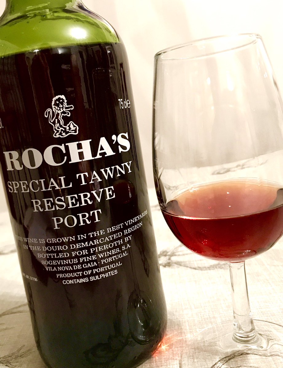 firstthegrape's tweet photo. Rocha’s Special Tawny Reserve Port 2013, intense notes of caramel, chocolate, coffee, toffee, walnut, hazelnut, marzipan, almonds, dried figs, raisins and sultanas, full bodied and sweet, with low, soft tannins and perfectly integrated alcohol #wine #wineaddict #wsetdiploma #port https://t.co/NAAcHFjWce