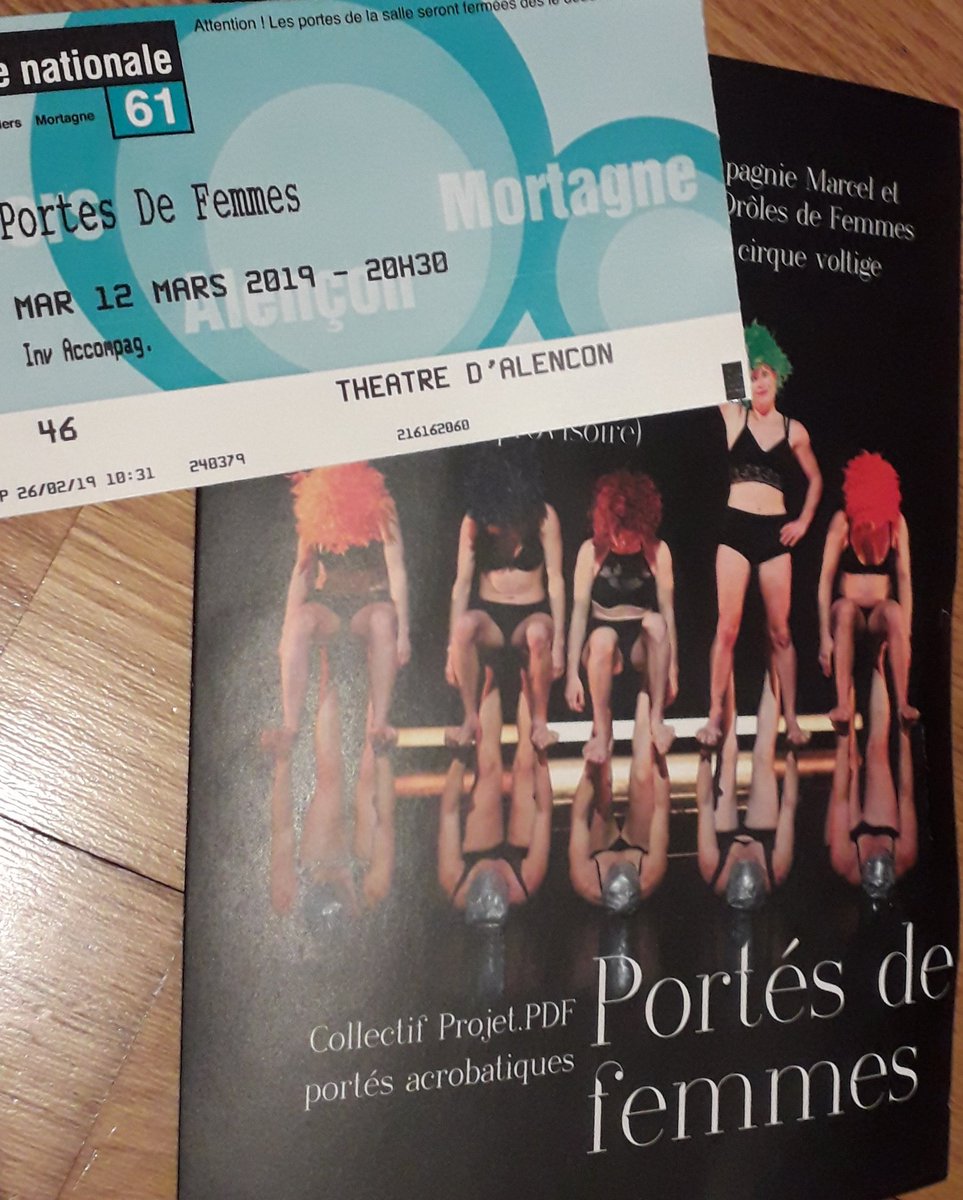 racine_du's tweet photo. Soirée placée sous le signe de la féminité pour nos élèves de 6e Théâtre avec le collectif Projet.PDF et son audacieux spectacle humoristique et acrobatique "Portés de femmes" mené avec brio par 17 femmes acrobates! @Snat61 #festivalSPRING #Cirque🤸♀️ https://t.co/J2x176ftBZ