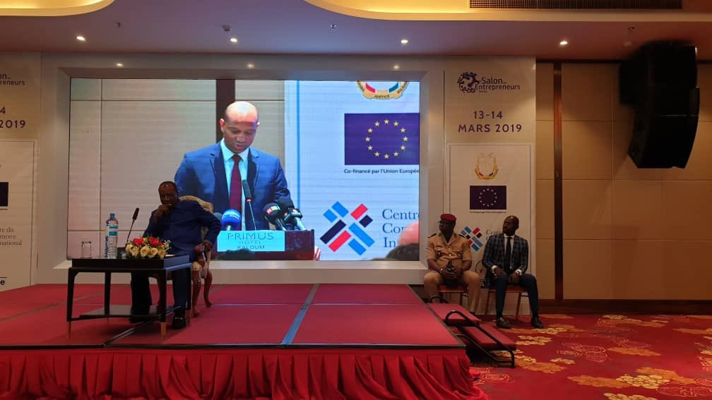gcurtisgn's tweet photo. @SADEN_GN, belle initiative de jeunes guinéens: 140 entrepreneurs venant de toute la 🇬🇳 pour des échanges &amp; un réseautage de 2 jours. Bravo @APIP_Guinee @Aguipe_gn &amp; le soutien de @ITCnews de @AranchaGlezLaya. Merci au PRG @AlphaCondePRG pour le discours inspirant #investinguinea https://t.co/QzWnz6Bl1V