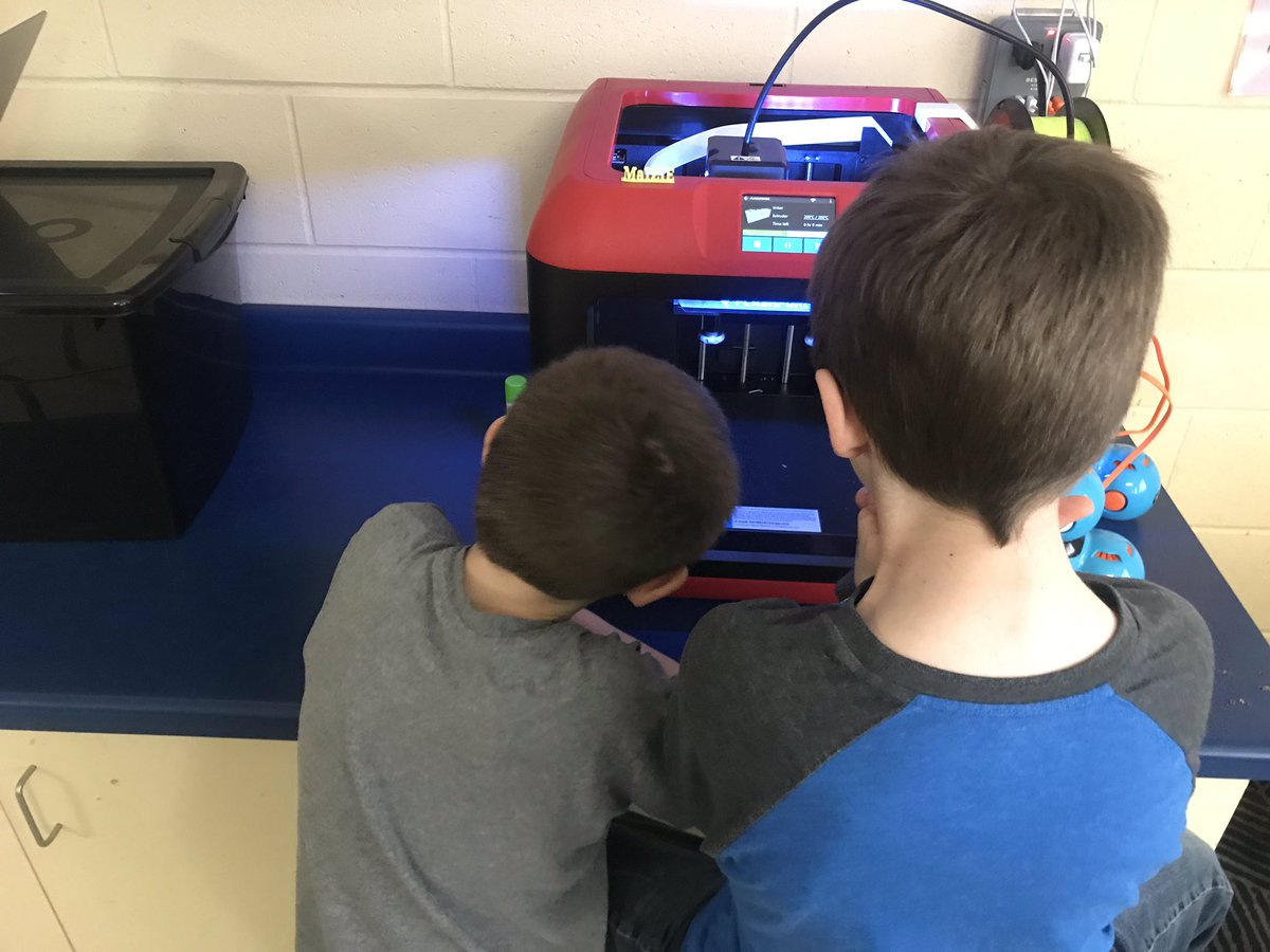 AlysonGeddes's tweet photo. “Who needs to buy toys when you can just make them” said by a grade two student about our new flash forge 3D printer! @brilliant_labs #MakerEdNS @HRCE_NS @TILTHRCE @CavalierDrive https://t.co/gHl4AnT7b9