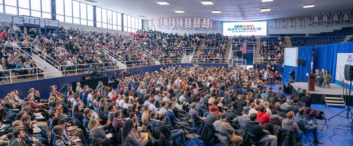 HillaryClinton's tweet photo. I’m so proud of @douglandry for bringing together 1,800 people from across the country this weekend to learn how to perform one of the most important functions on campaigns: advance work for events. If you’re interested in learning more, sign up at https://t.co/QScmNKzizX! https://t.co/qlrJx96tyQ