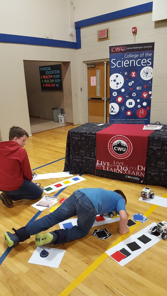 CWU_Physics's tweet photo. Spending the day sharing physics, robotics, engineering & programming with K-8 students at Columbia Crest A-STEM school! #CWUPRIDE https://t.co/iVeZoxXAzU