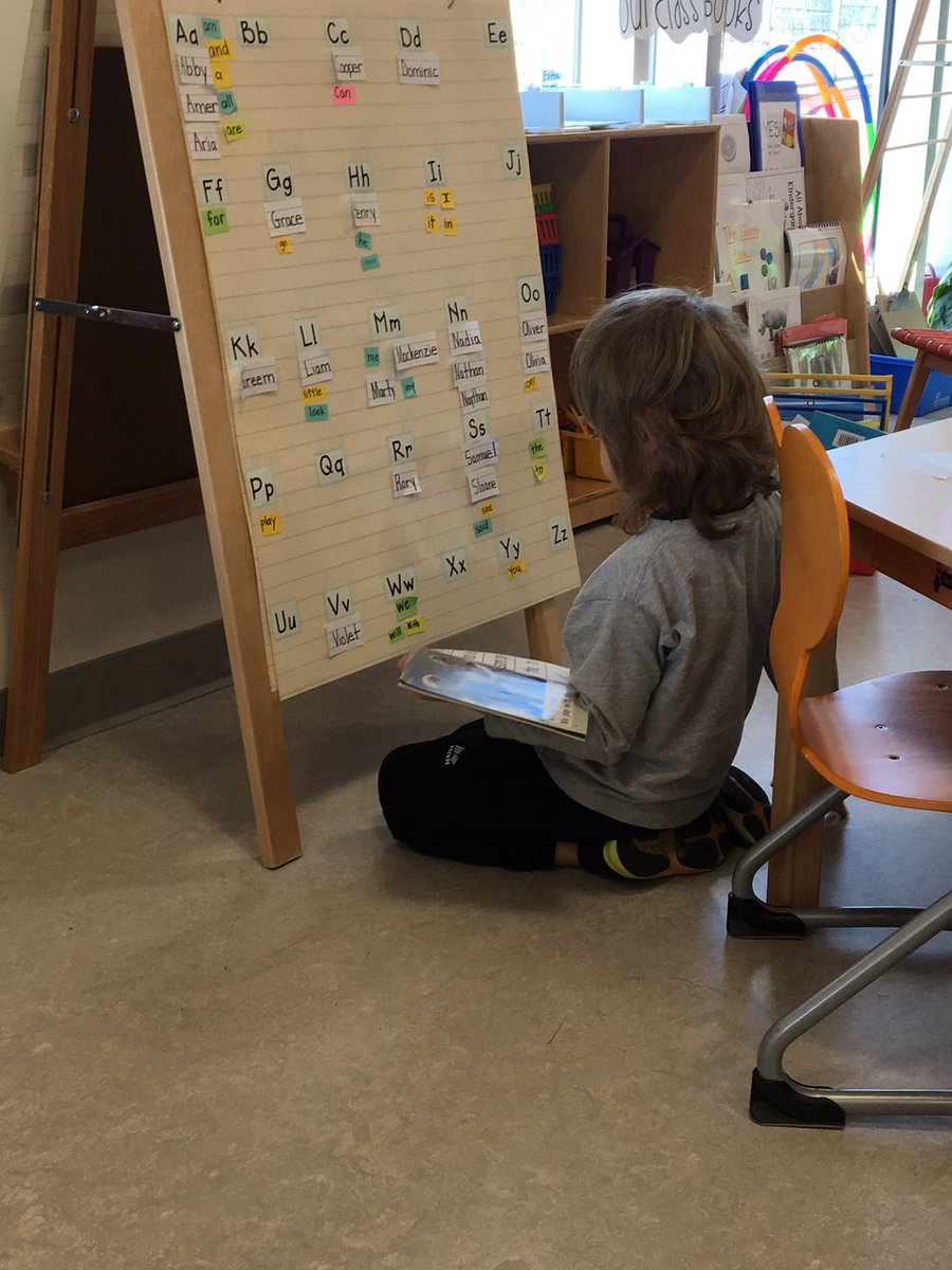 Spotted during reading workshop: A reader compares snap words listed at the end of his book with snap words on our word wall 👀