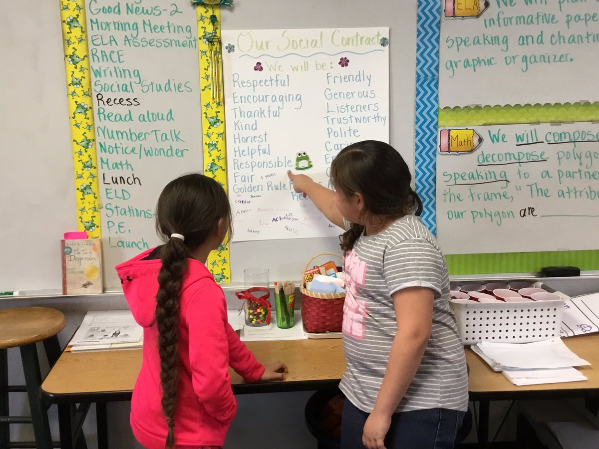 MelindaStone80's tweet photo. Students have been empowered to choose a goal from our social contract and rate it at the end of the day. Today our goal was to be responsible. #wrb_empowers https://t.co/RbOA2jlWex