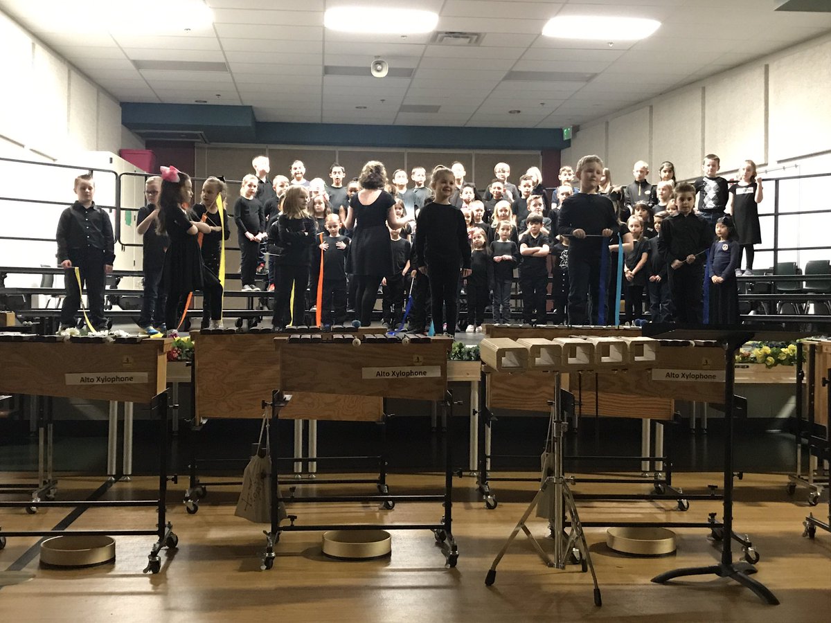 MrsCookNKC's tweet photo. Wow!! πΆ πΌ These 1st Grade @bp_mustangs musicians did an amazing job singing and playing instruments tonight! Thanks @cvanengen and Ms. Bottini for leading such a terrific program! #firstgrademusicprogram #choosekindBP #BPproud https://t.co/AvQQ1iT57V