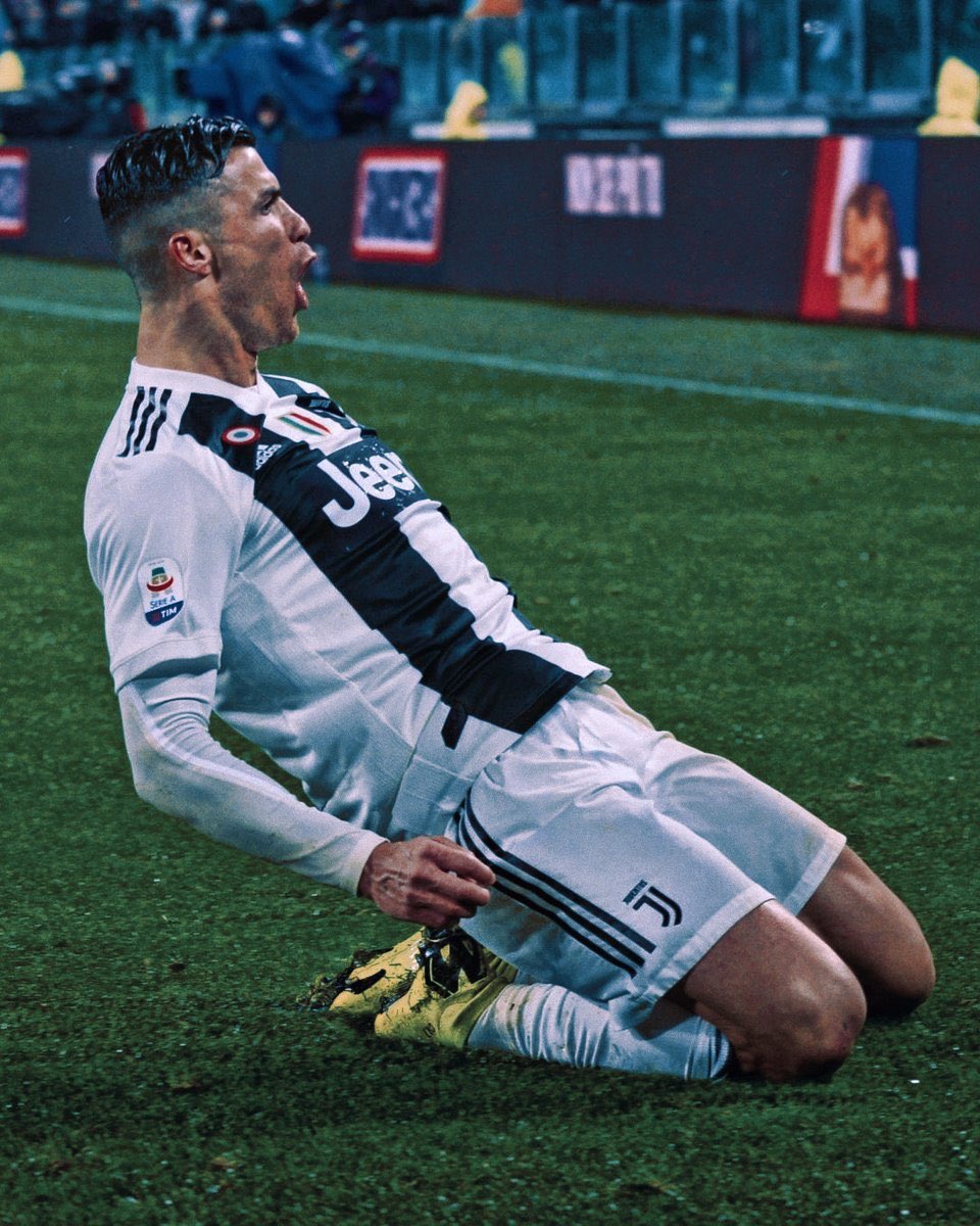 KsaQq's tweet photo. #يوفنتوس_اتلتيكومدريد
لم و لن تنجب كرة القدم اسطورة مثلك https://t.co/ii3BxcNkB6