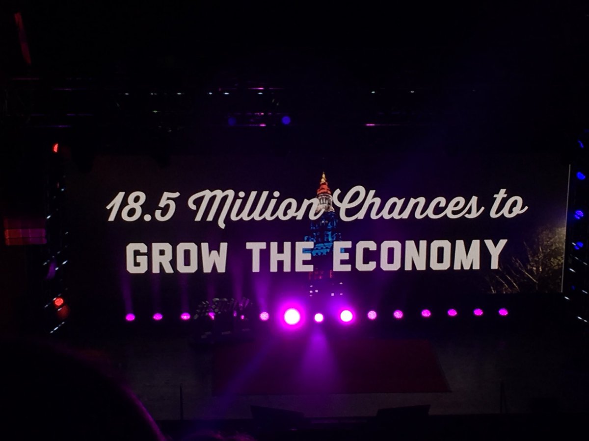 JenHennessey1's tweet image. For the 8th year in a row Cleveland has outpaced the nation and state in tourism, brought 18.5 million visitors to CLE this year and put on the #BlocklandCLE #blockchain conference gaining a 98% positive experience rating! 👏 #ThisIsCLE @TheCLE annual meeting