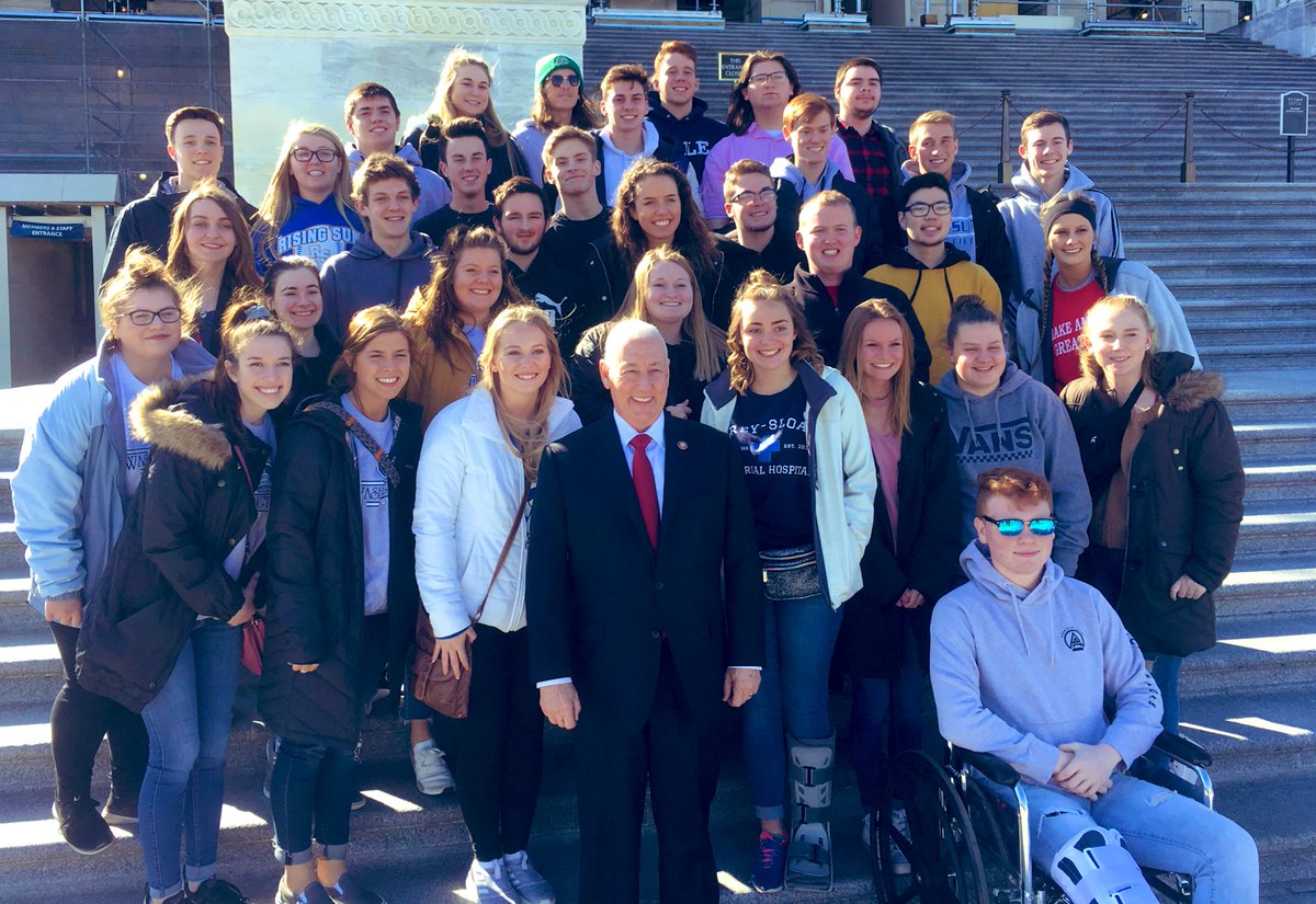 SonnyShiner's tweet photo. Seniors met with Indiana’s 6th district congressman, Greg Pence, on the Capitol steps.
#RepPence
@GregPenceIN https://t.co/MSr47OTK5c
