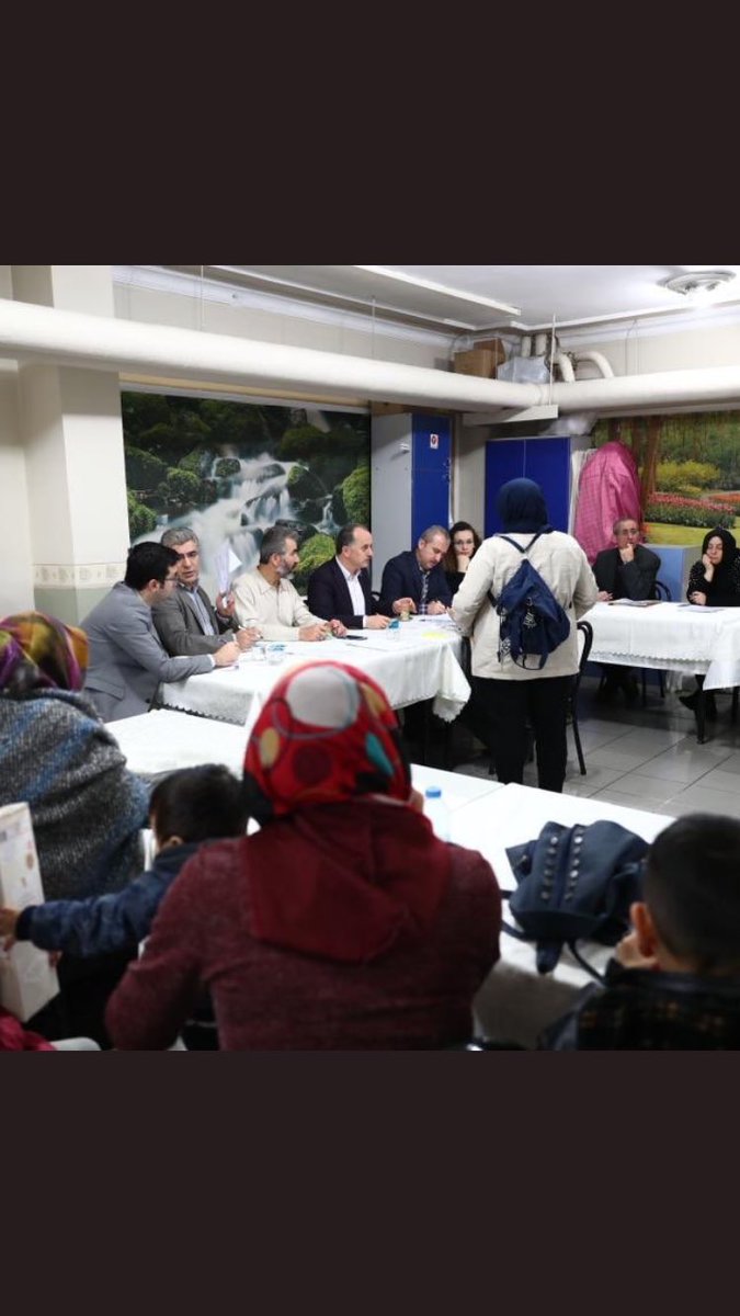 Geleneksel hale gelen salı buluşmalarında Bld bşk <a href="/LokmanCagirici/">Lokman ÇAĞIRICI</a>  ile Bugün 250 vatandaşla Bir araya gelindi sorunları tek tek incelenip İlgili kurumlara yönlendirildi Randevu olmadan olaşabilirliğin en güzel örneğidir Bağcılar ..<a href="/ismet_ozturk/">İsmet Öztürk 🇹🇷</a>