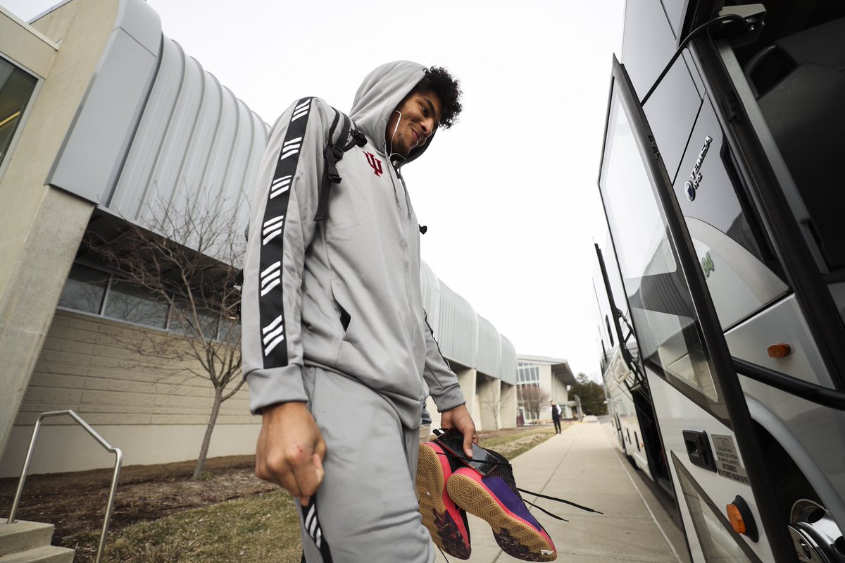 IndianaMBB's tweet photo. Next stop: Chicago 📍 https://t.co/i0eWij13LY