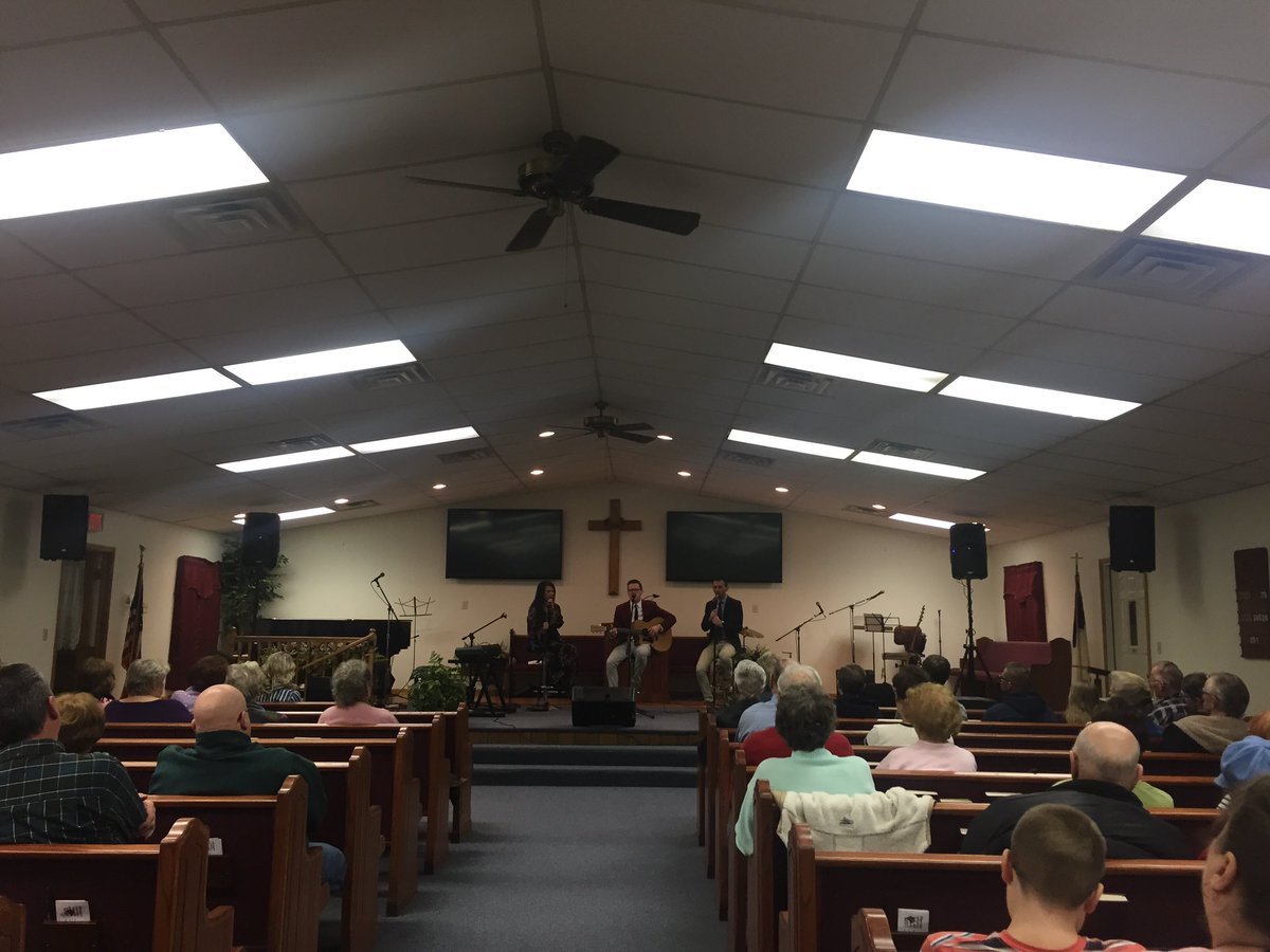 JonesMusic1's tweet photo. We had a great weekend at Carrolton Bible Chapel in Carrolton, OH and Lockwood UMC in Akron, OH! Thanks to all who came out to worship with us. https://t.co/TTDDhJmdrC