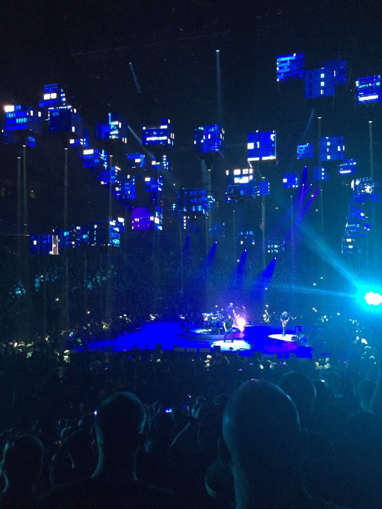 MetallichatPod's tweet photo. Some photos of the #MetinKC show from our buddy @Willpower9912. #WorldWired #AlsoGoRoyals https://t.co/FQASGPWAxX