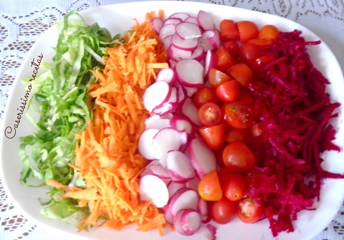 SOSMedicalSA1's tweet photo. #Martes #Salud
“Incluye la mayor cantidad de los colores del arcoíris en tu #alimentaciónsaludable, debido a que los pigmentos son ricos en fito nutrientes y hacen una comida atractiva para la vista” https://t.co/N1xI3T4V0N