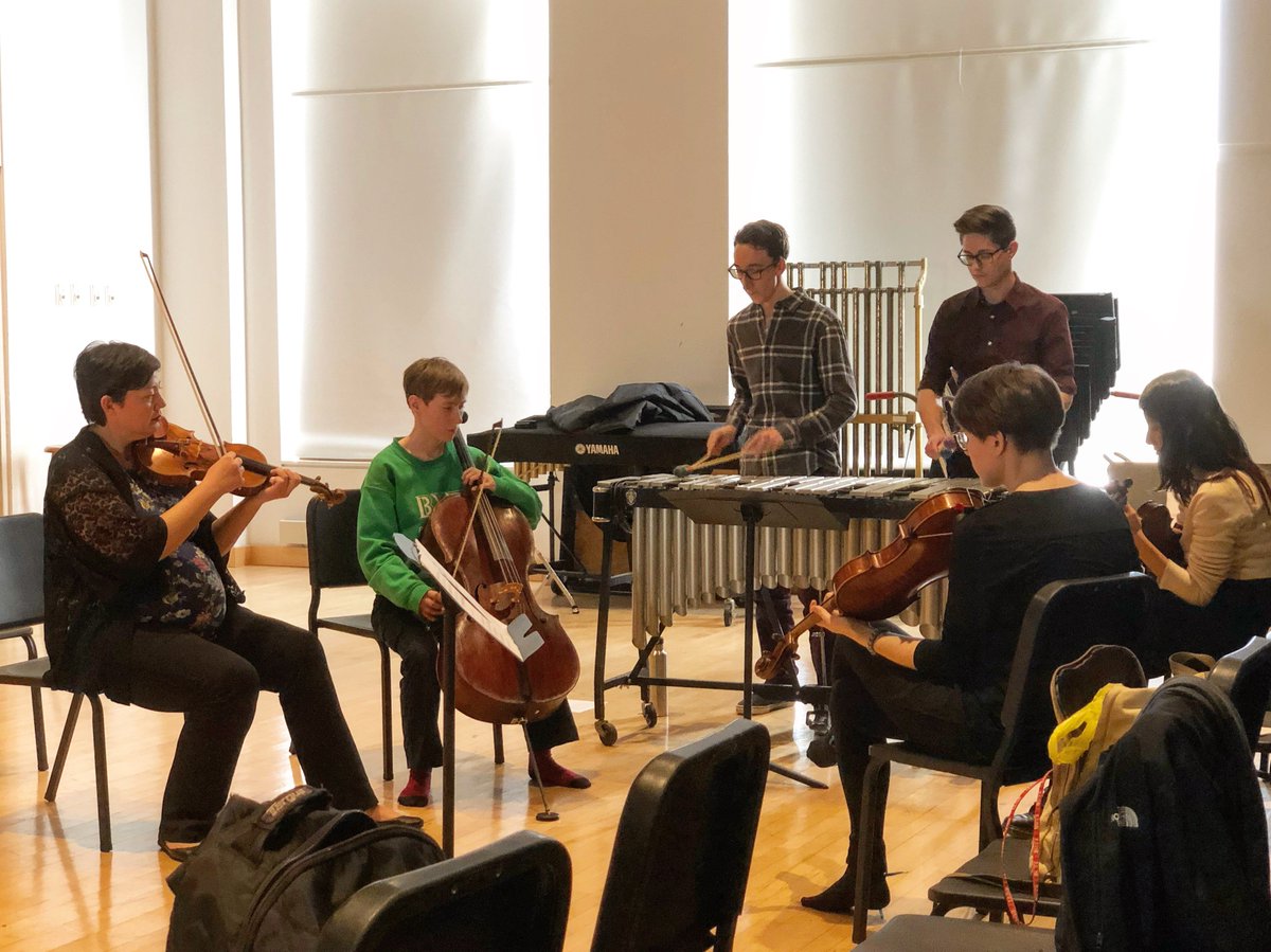 silkroadproject's tweet photo. Silkroad's Creativity Lab is a collaborative course between @BosConservatory musicians and faculty and Silkroad artists. Today, @KonoMichiMusic gave a session on risk and improvisation โ it's all about trust! #passiondrivenlearning https://t.co/4yV0HIUy6l