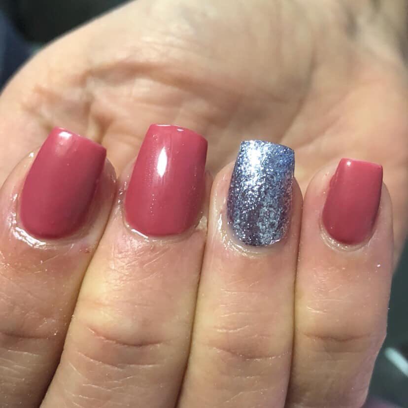 NLNails94's tweet photo. Stop and smell the roses 🌹 

#acrylicnails #roses https://t.co/BpRFn7G02B