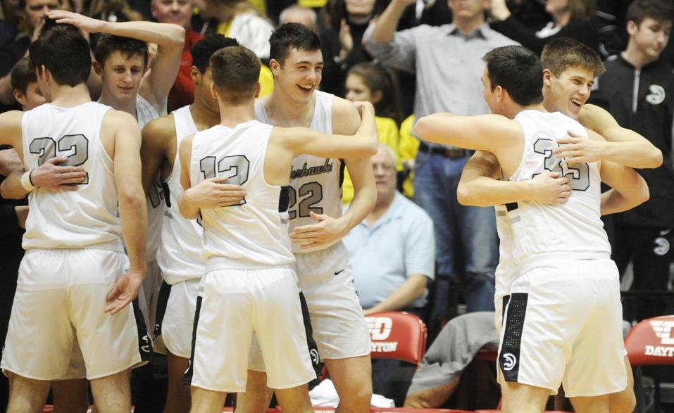 journalnews's tweet photo. Regional basketball preview: Breaking down Lakota East-Moeller II https://t.co/hFgljgYoU4 @rickcassano #cincybb @East_Hawks https://t.co/DiRDGM7KtT