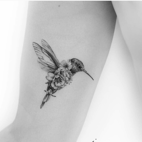 Hummingbird Tattoos That Are Not Only Artistic But Meaningful