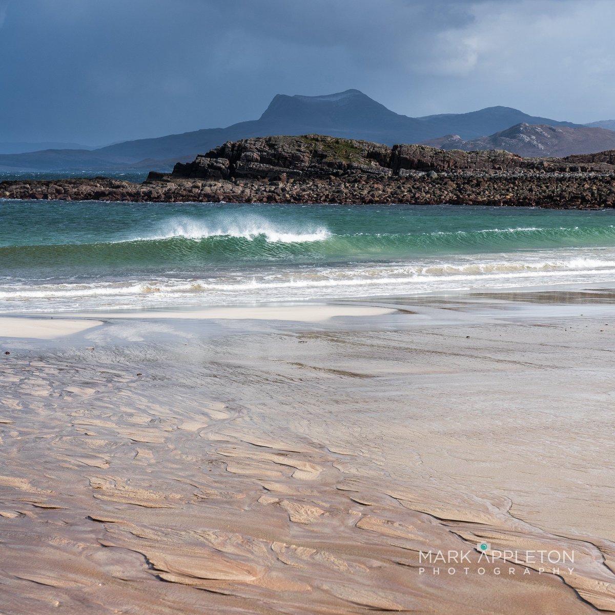 SCOT_LANDandSEA's tweet photo. Wind blowing the wave back on Mellon Udrigle beach. It's been a tad windy lately. 

#MellonUdrigle #coast #landscapephotography #winterscene #photography #windy #westerross #westcoast https://t.co/FIUVKmVKC7