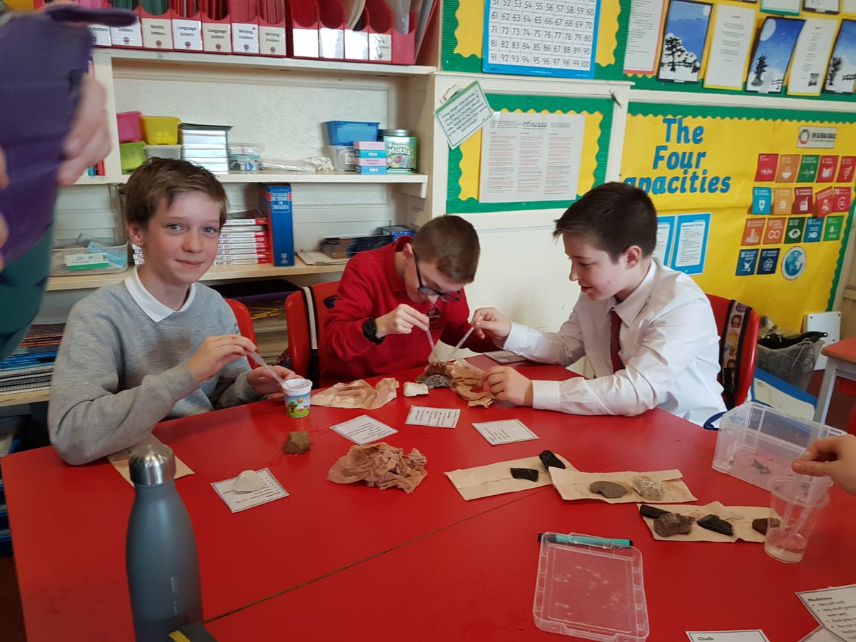 hazeleducate's tweet photo. Huge thanks to the brilliant @WDC_STEM who visited today to help us #explore the #science of oil reserves under the sea!😎P7 had the chance to engage with various activities to experiment with how we extract oil and the impact it has on the environment! #BSW19 @ScienceWeekUK😁🎉 https://t.co/W1FLQ7ToW4