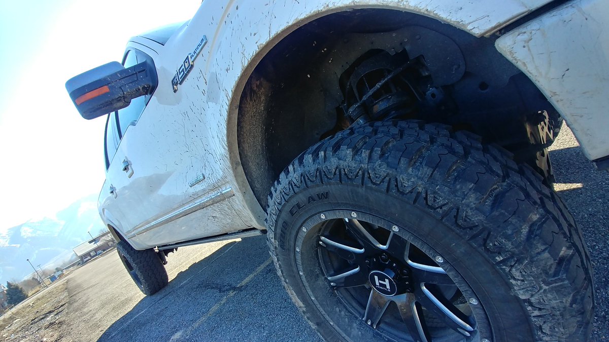 NDetail's tweet photo. Who says you can't have fun with your vehicle and take care of it too!? Remember...Detailing = maintenance. Monthly customer truck looking &amp; feeling fresh &amp; protected.

#AND #professionaldetailing #reconditioningspecialist #maintenance #happycustomer #logan #Utah #loganutah https://t.co/fSbkEaVeB4