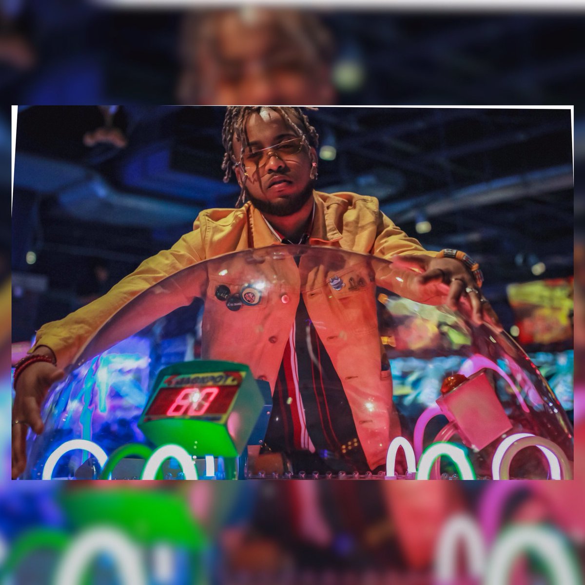 Kvngx's tweet photo. “If you never did you should. These things are fun, and fun is good.” -Dr. Seuss #BlackBoyMagic #Model #Modeling #Dreads #Blonde #Black #Proud #Urban #NewYorkModel #BronxModel #IMGModels #PlusMaleFashion #BlackModel #GQ #gqstyles #Explore #Arcade (My most recent shoot ) 😻🤪 https://t.co/wdpvpdzzrg