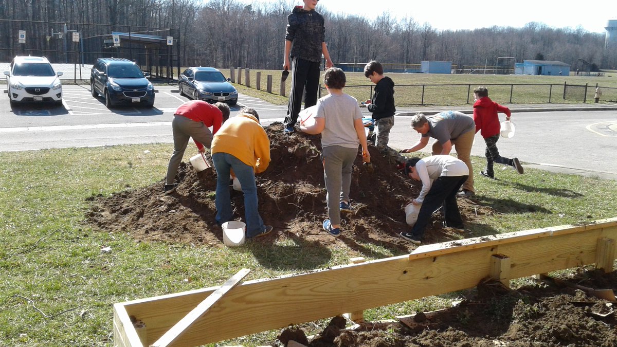 Mrs. Spencer tweet media