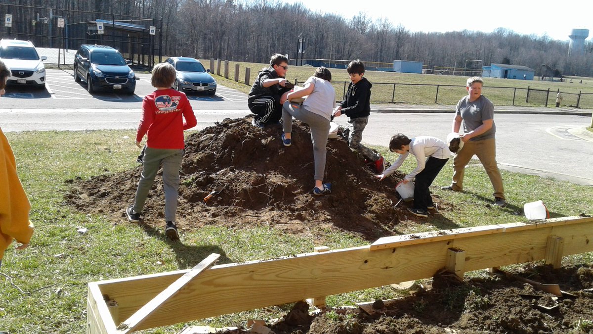 Mrs. Spencer tweet media