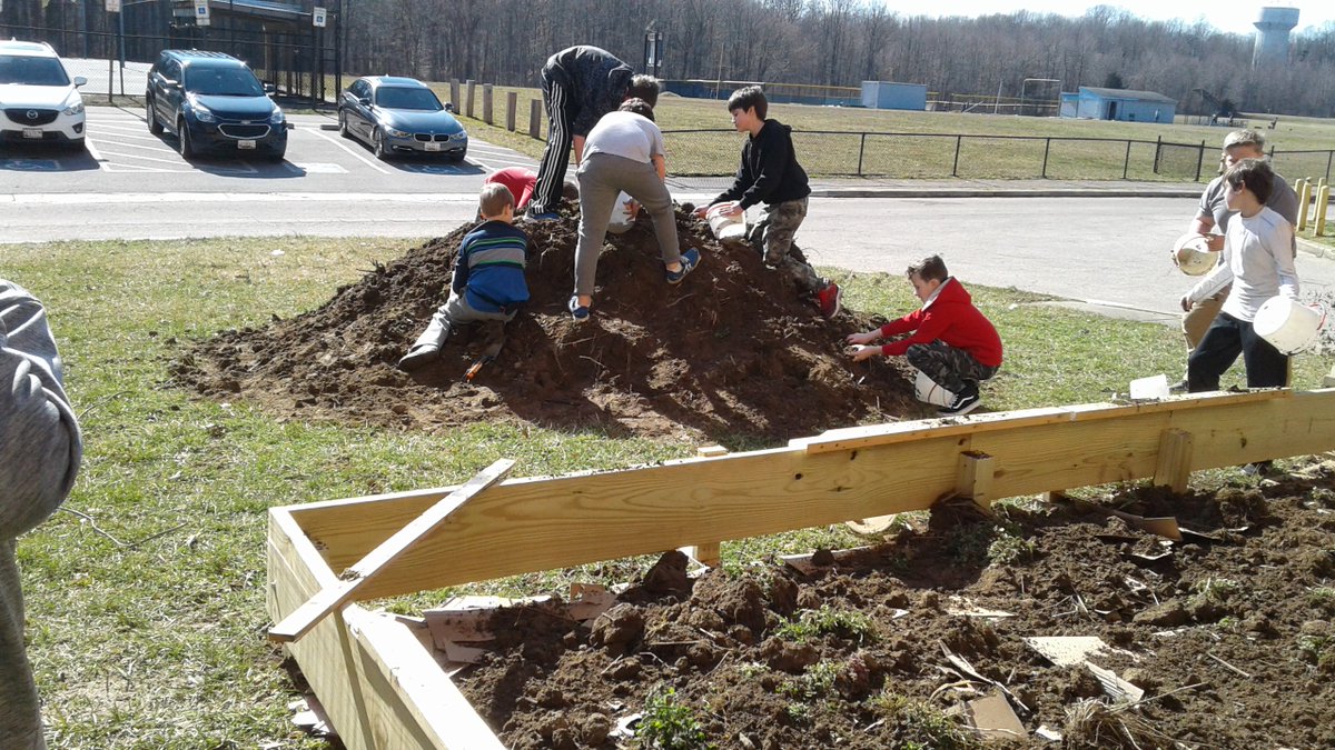 Mrs. Spencer tweet media