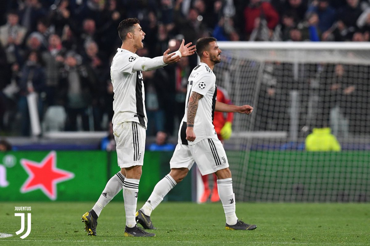 juventusfc's tweet photo. CR1 ⚽️
CR2 ⚽️⚽️
CR3 ⚽️⚽️⚽️
@Cristiano 
#JuveAtleti https://t.co/og8dSXKIcx