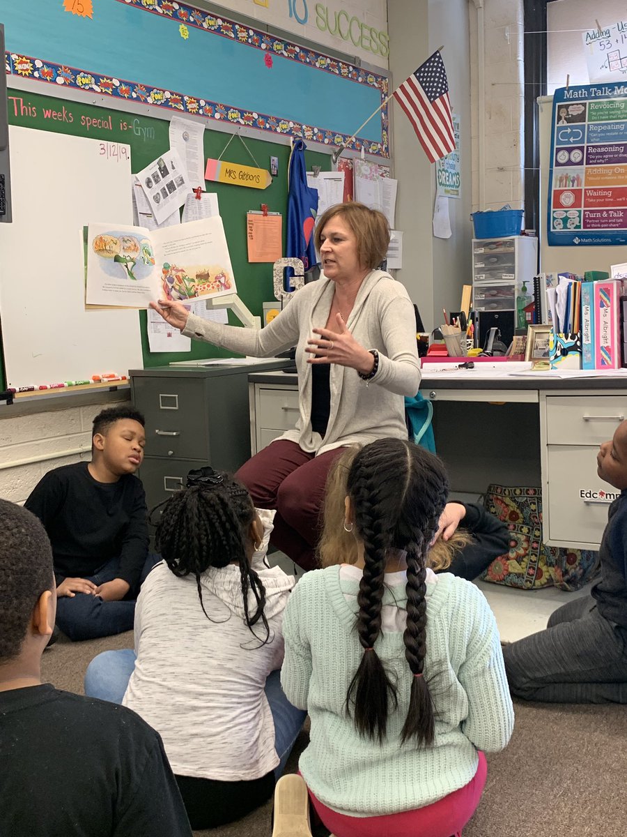 B5CastleHills's tweet photo. @pam_pdnolte We loved having you as a mystery reader!  Thank you for reading Not Your Typical Dragon 🐉 to our CH dragons! #WEread #chdreambuilders https://t.co/NsuXeNNBik